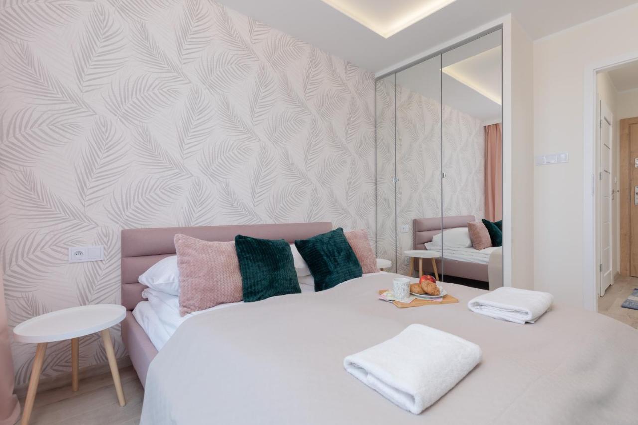 Apartamenty Perlowa Przystan By Noclegi Renters Kolobrzeg Exterior photo